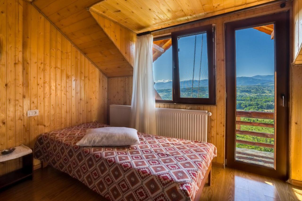 Pensiunea La Maria Lu' Sandoiu Hotel Poenari Kültér fotó